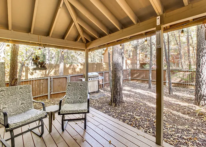 Spacious W/ Deck: 7 Mi To Show Low! * Indian Pine
